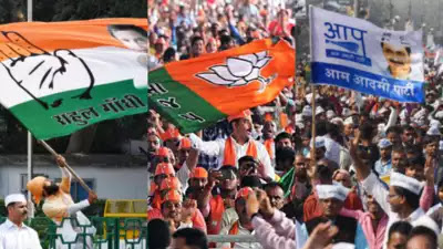 Gujarat Election: पार्टियों ने झोंकी ताकत, राहुल की आज से एंट्री, PM मोदी की 3 जनसभाएं, योगी-शाह और केजरीवाल का रोड शो